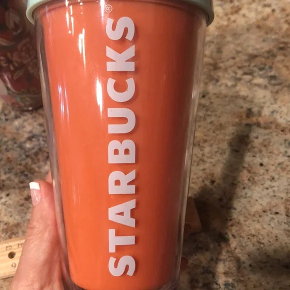 Lot of 2 STARBUCKS acrylic, tumblers w/lids & straws. 16oz Orange & 20oz clear - Picture 8 of 8